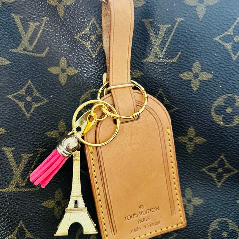 SOLD-Louis Vuitton luggage Tag - Picture 1 of 3